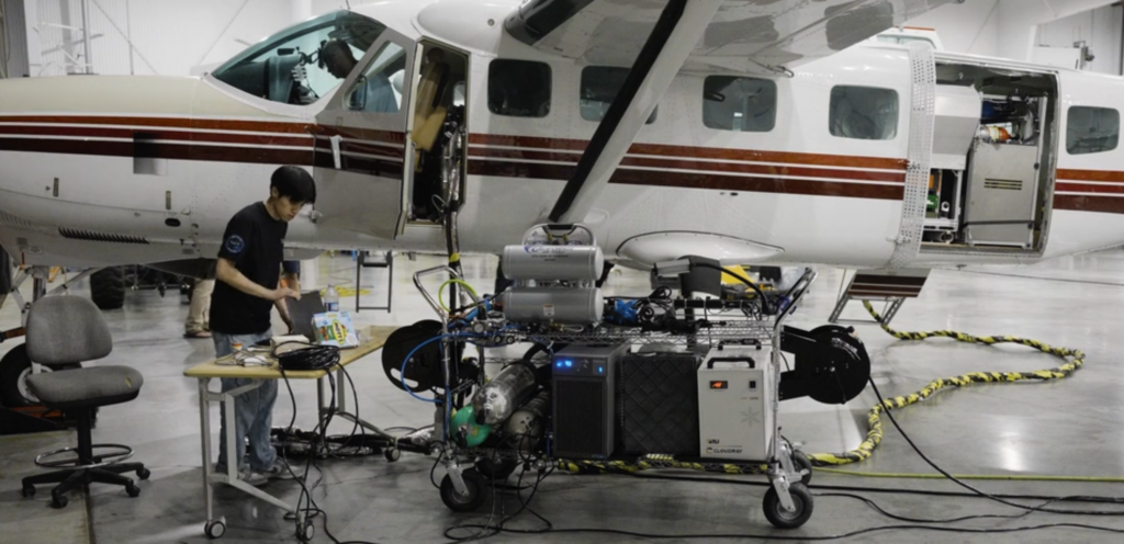 Обзор Энергия преобразует солнечную энергию из 1.5 Передача на землю с высоты 10 000 футов. Следующий шаг– бросить вызов орбитальным спутникам